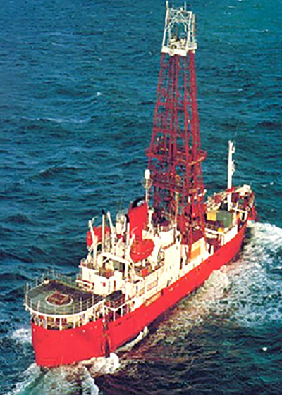 El barco de perforación con D.P ‘Norskald’, en operación